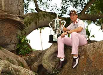 Poulter aims for perfect ten in Singapore