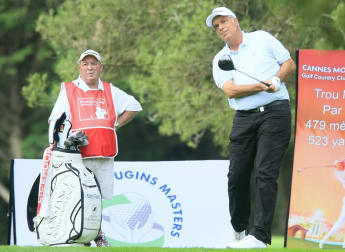 Farry hits the front in France