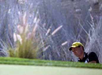 Khan claims clubhouse lead