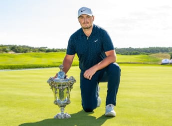 Pineau powers to Portugal play-off win