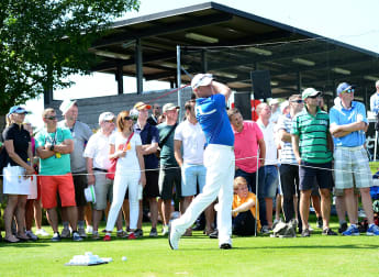 Donaldson and Westwood take aim at Czech clinic