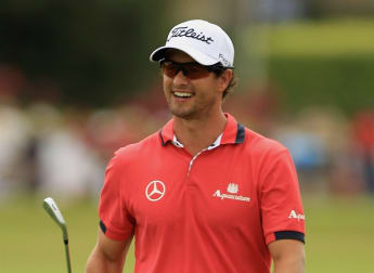 Scott leads as Donald edges battle of the big three