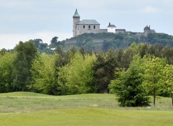 The 'Macs' are on the attack in the Czech Challenge