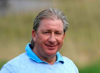 Early bird Mitchell flies clear at Rockliffe Hall