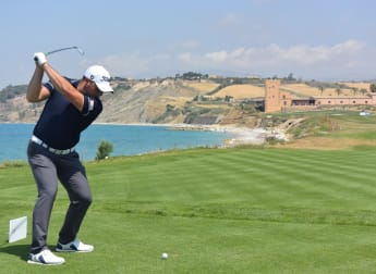 Lombard joins the lead in Sicily