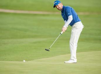 Bond continues Q-School domination