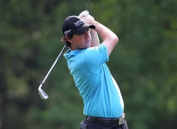 McIlroy takes aim at Tiger's record