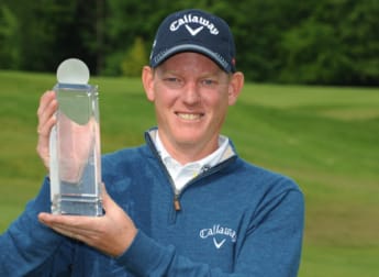 Gaunt seals Telenet title in style