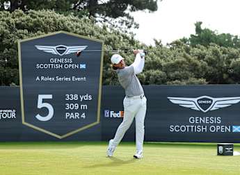 How do players adapt their strategy and golf bag for the Genesis Scottish Open?
