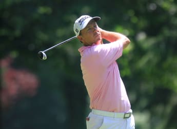 Smith captures maiden title