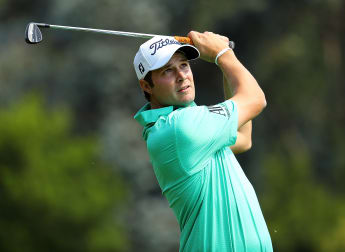 Uihlein maintains momentum