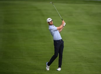 Wilson makes his move to lead in Portugal