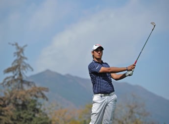 Manassero races clear 