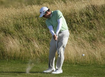 Oosthuizen keeping Casey at bay