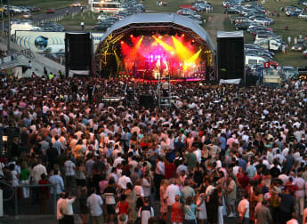 Senior Open and Epsom Downs join forces