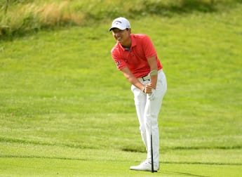 Wang storms ahead in France
