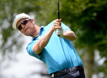 Flying Finn Ilonen soars clear