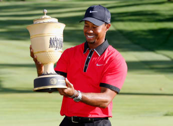 Woods too hot to handle at Firestone