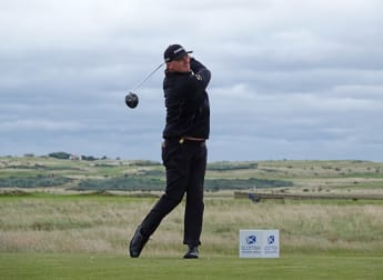 Lawrie leads the way on home soil 