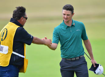 Rose storms into contention at Carnoustie