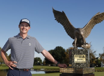 Nienaber continues South Africa’s hot streak with Dimension Data victory 