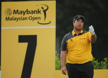 Aphibarnrat restores advantage 