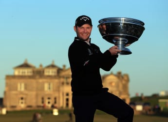 Five star Grace wins again