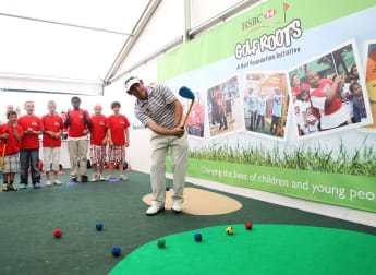 Oosthuizen in Tri-Golf fun