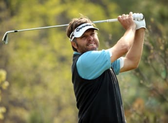 Lara closes in on Kruger