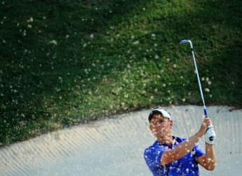 Crane lifts Donald's money list chances