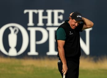 Mickelson hoping for Major momentum