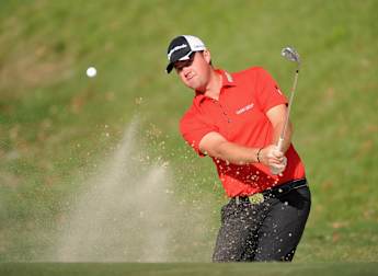 Hanson joins Quiros out in front