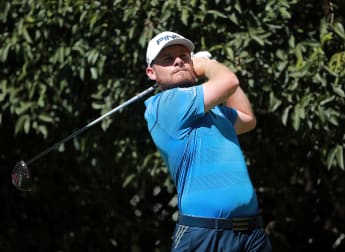 Hatton shines again at Chapultepec