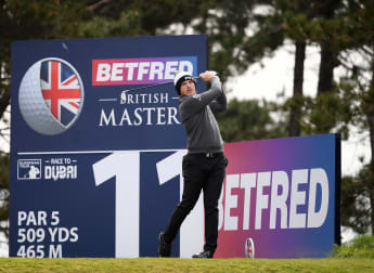 Wallace edges into Hillside lead