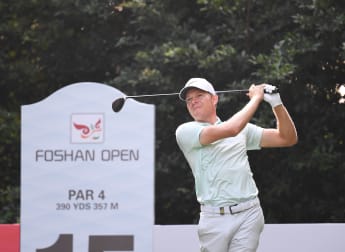 Knappe holds lead after 36 holes in Foshan