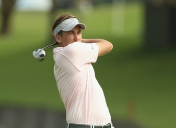 Poulter increases advantage