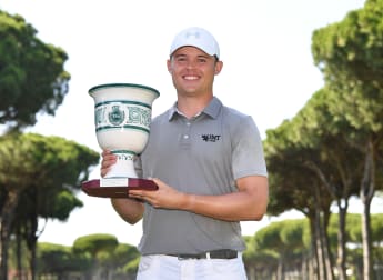 A star is born in Cádiz as Ulenaers claims dominant victory on pro debut