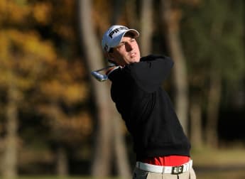 Nixon moves into contention