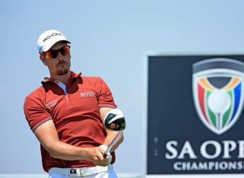 Stenson remains at the summit