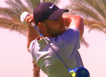 Sensational Smith seals halfway lead in Egypt