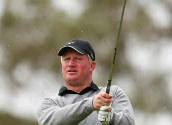 Finch off to a flyer