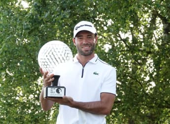 Flawless Roussel wins on home soil