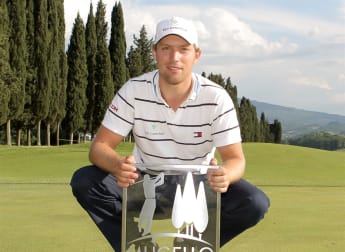 Dutchman De Vries takes Tuscany title