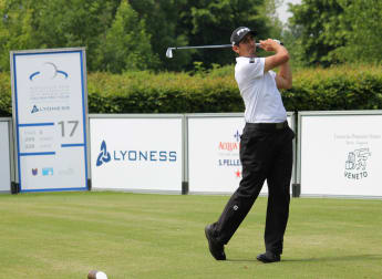 Satellite stars out of this world 