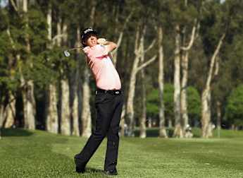 McIlroy and Quiros ahead in Hong Kong