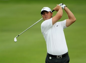 Martin holds his nerve for victory