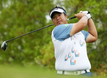 Big finish sends Aphibarnrat through