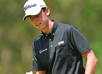 Sensational 66 sees Paratore share lead