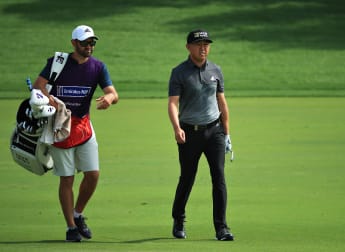 Lipsky grinds into Dubai lead
