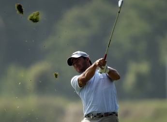 Wattel and Larrazabal show the way